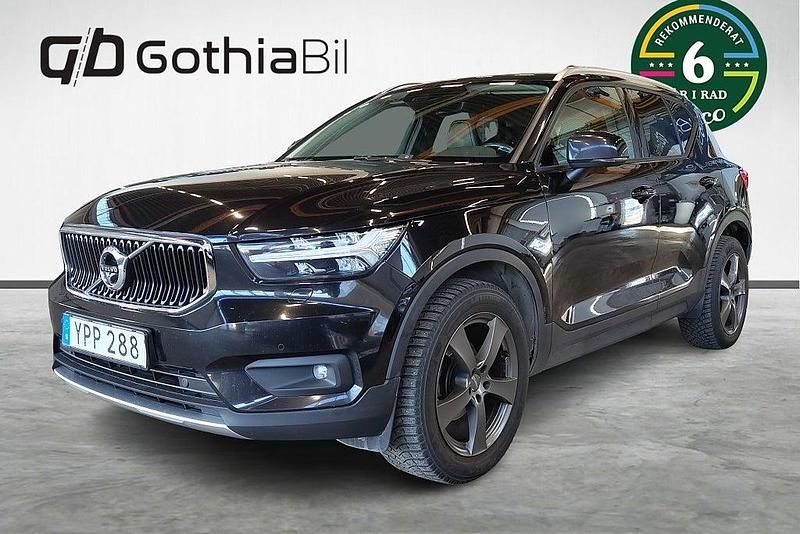Svart Begagnad 2018 Volvo XC40 Momentum SUV | 279 900 kr - Bild 1/4