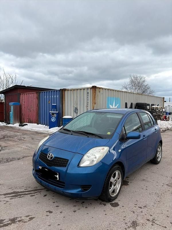 Begagnad Toyota Yaris 87 HK (63 kW) 2006