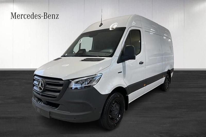 Begagnad Mercedes E-Sprinter 100 kW (136 HK) 2024 Vit (white) Van