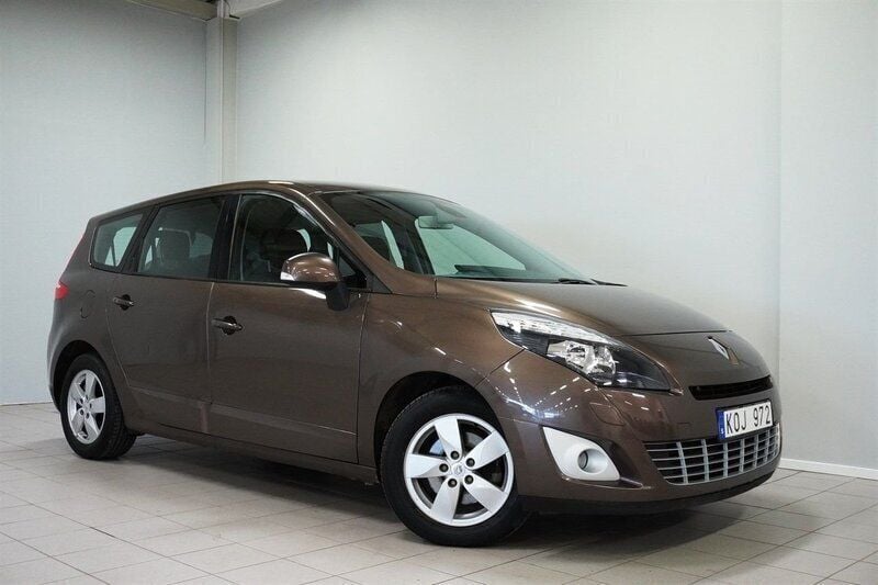 Brun Begagnad 2010 Renault Scénic III Minibuss | 39 800 kr - Bild 1/4