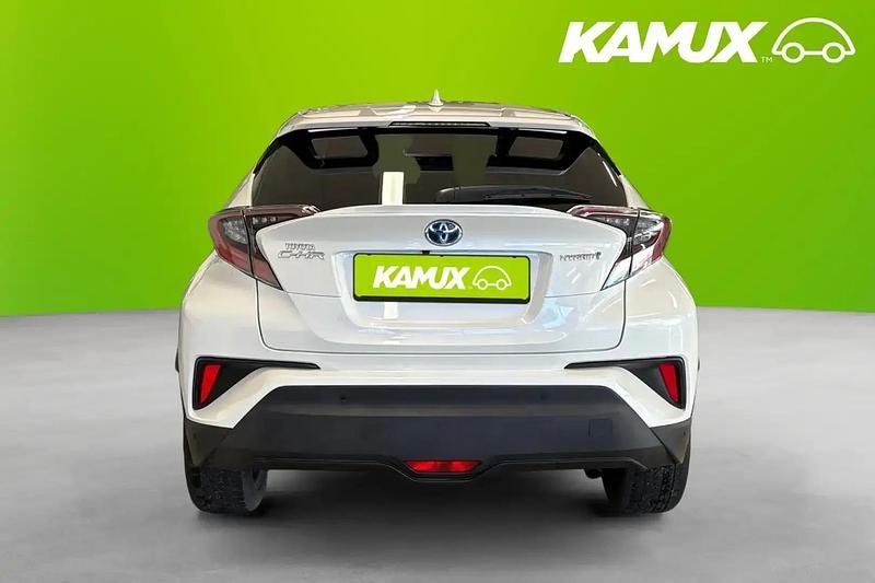 Begagnad Toyota C-HR 122 HK (89 kW) 2018 Vit SUV