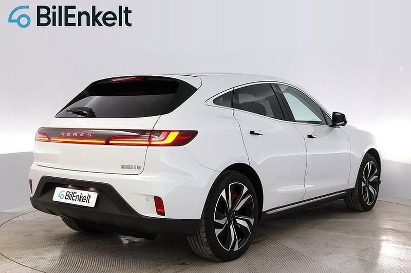 Begagnad Seres 5 436 kW (593 HK) 2024 Silver SUV