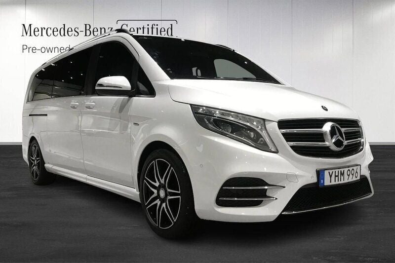 Vit Begagnad 2017 Mercedes V250 Avantgarde Minibuss | 439 900 kr (Marknadspris) - Bild 1/4