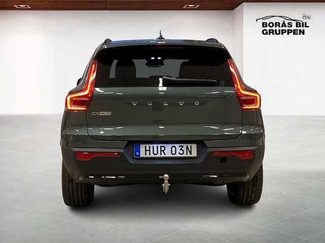 Begagnad Volvo EX40 Single Motor Extended Range 185 kW (252 HK) 2026 Grön SUV