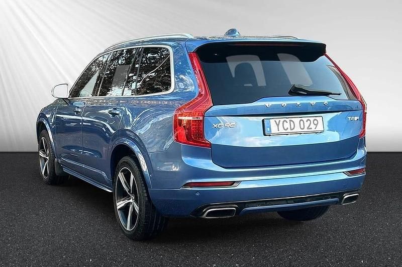 Begagnad Volvo XC90 R-Design 412 HK (303 kW) 2016 Blå SUV