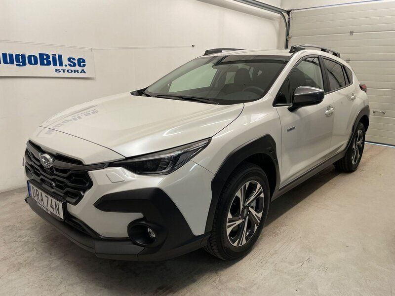Vit (crystal white pearl) Ny 2024 Subaru Crosstrek Kombi | 399 500 kr (Marknadspris) - Bild 1/4