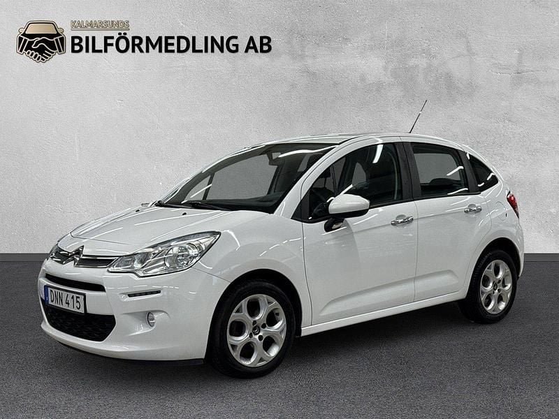 Vit Begagnad 2015 Citroën C3 Halvkombi | 68 800 kr (Marknadspris) - Bild 1/4