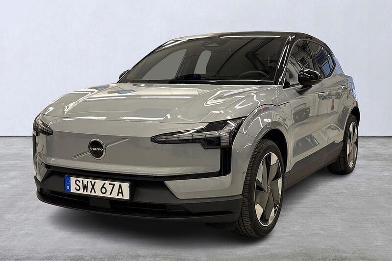 Grå Begagnad 2024 Volvo EX30 Performance SUV | 439 900 kr (Bra pris) - Bild 1/4
