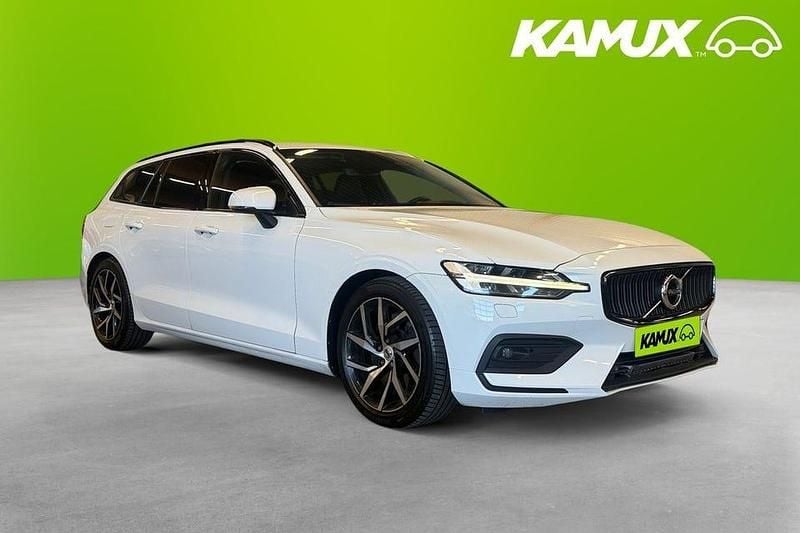 Vit Begagnad 2019 Volvo V60 Momentum Kombi | 199 800 kr (Bra pris) - Bild 1/4