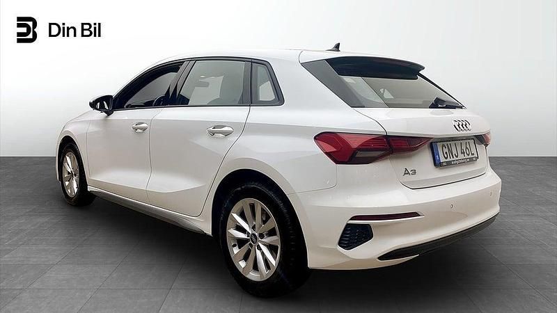 Begagnad Audi A3 Sportback Proline 150 HK (110 kW) 2022 Vit Halvkombi