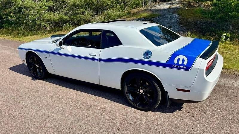 Begagnad Dodge Challenger Limited 381 HK (280 kW) 2014 Vit Sportkupé