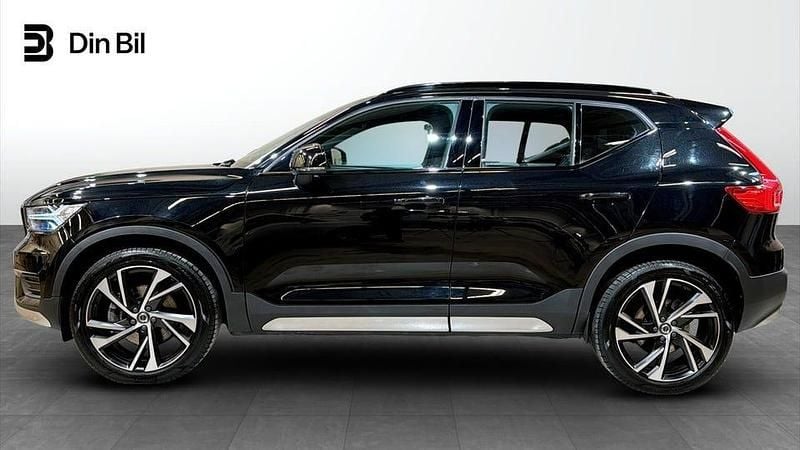 Begagnad Volvo XC40 R-Design 129 HK (94 kW) 2021 Svart SUV