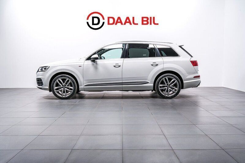 Vit Begagnad 2015 Audi Q7 S-Line SUV | 399 700 kr (Lite dyr) - Bild 1/4