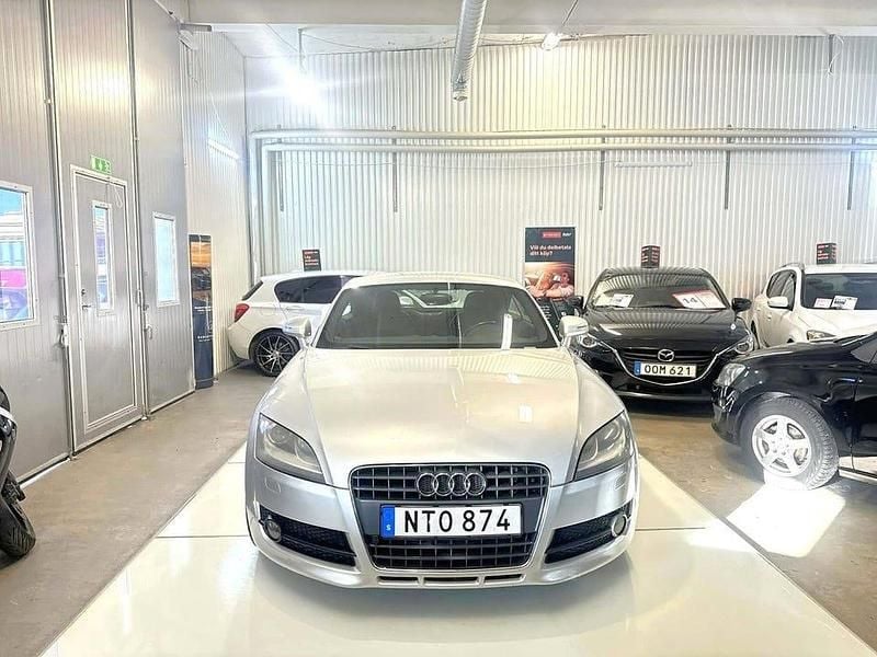 Begagnad Audi TT 200 HK (147 kW) 2007 Silver Sportkupé