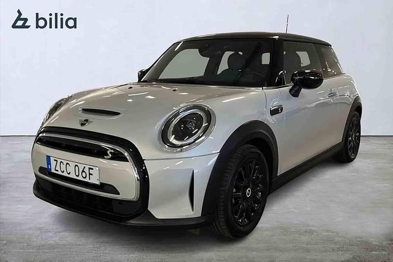 Silver Begagnad 2023 Mini Cooper SE Halvkombi | 209 900 kr - Bild 1/1