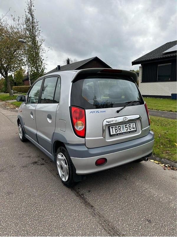 Begagnad Hyundai Atos Prime 58 HK (42 kW) 2002 Grå Halvkombi
