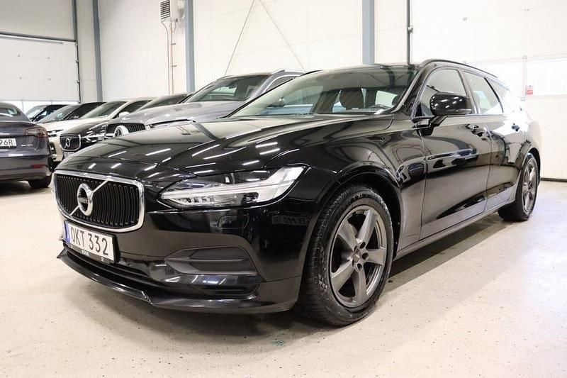 Begagnad Volvo V90 Kinetic 190 HK (139 kW) 2016 Svart Kombi