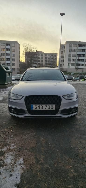 Begagnad 2015 Audi A4 Kombi | 100 000 kr (Marknadspris) - Bild 1/4