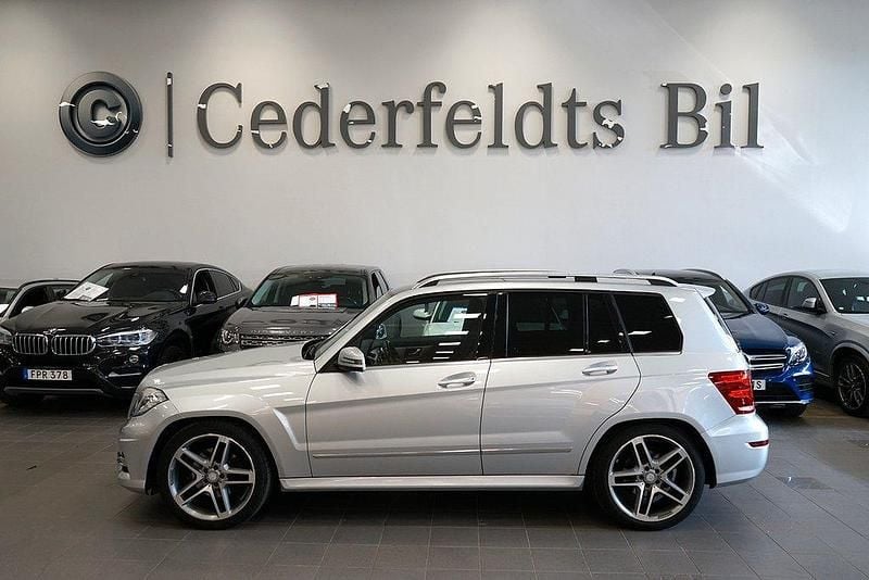 Silver Begagnad 2013 Mercedes GLK220 AMG SUV | 189 900 kr (Dyr) - Bild 1/4