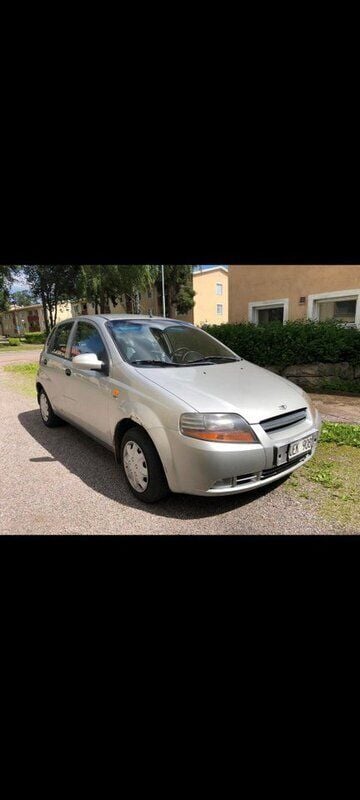 Silver Begagnad 2003 Chevrolet Kalos Halvkombi | 14 800 kr - Bild 1/4