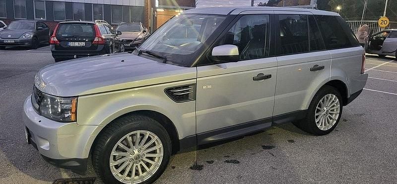 Grå Begagnad 2009 Land Rover Range Rover Sport SUV | 79 900 kr (Marknadspris) - Bild 1/4