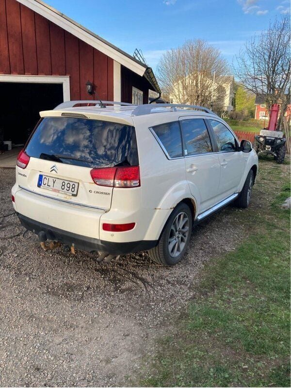 Vit Begagnad 2008 Citroën C-Crosser SUV | 20 000 kr - Bild 1/4