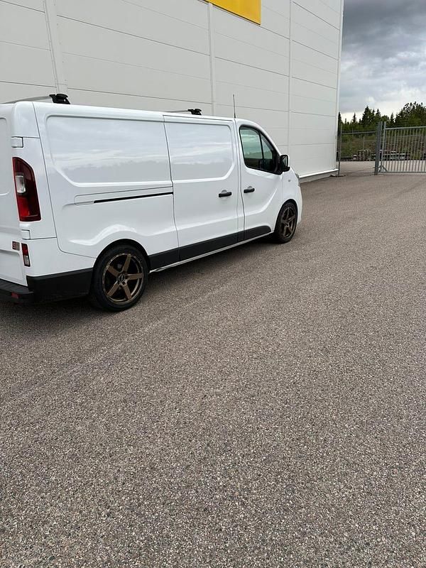 Begagnad 2021 Nissan NV300 Van | 149 500 kr (Marknadspris) - Bild 1/2