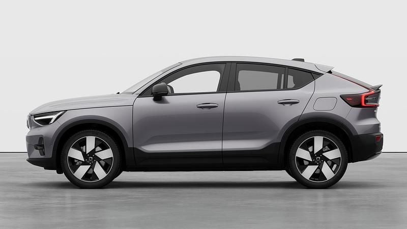 Silver Ny 2026 Volvo EC40 Performance SUV | 629 800 kr (Marknadspris) - Bild 1/4