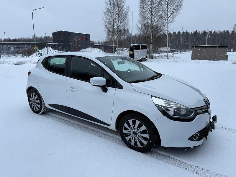 Begagnad Renault Clio IV 90 HK (66 kW) 2016
