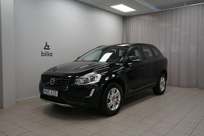 Svart Begagnad 2017 Volvo XC60 Kinetic SUV | 189 900 kr (Superpris) - Bild 1/4
