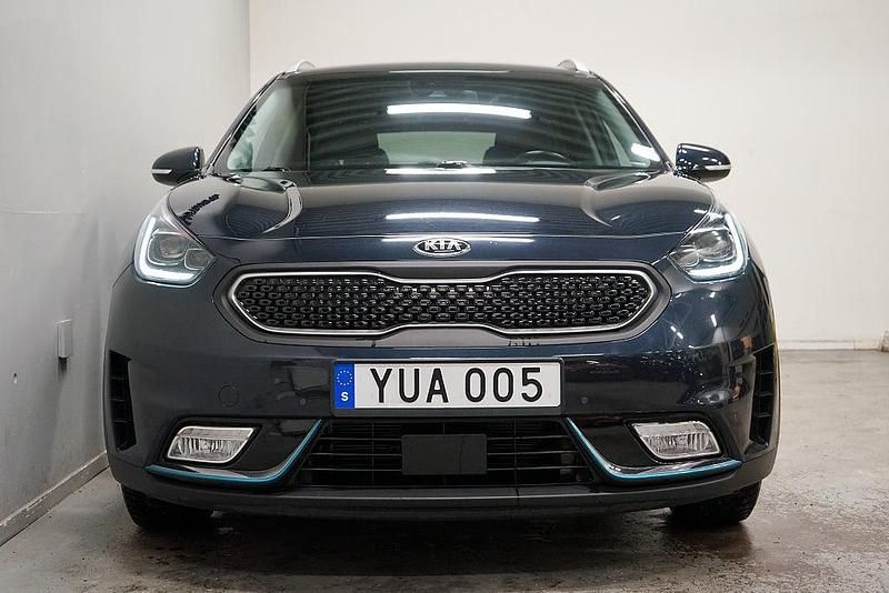 Begagnad Kia Niro Advance 105 HK (77 kW) 2018 Blå SUV