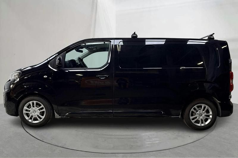 Begagnad Peugeot Expert 115 HK (84 kW) 2017 Van