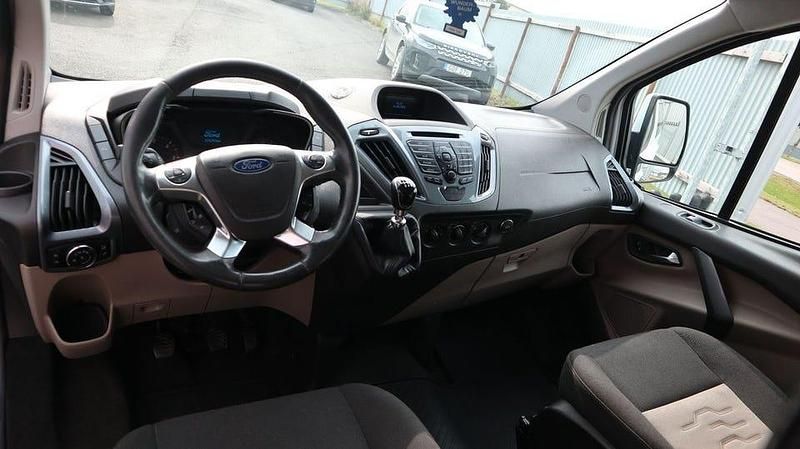 Begagnad Ford Transit Custom 155 HK (114 kW) 2015 Vit Van