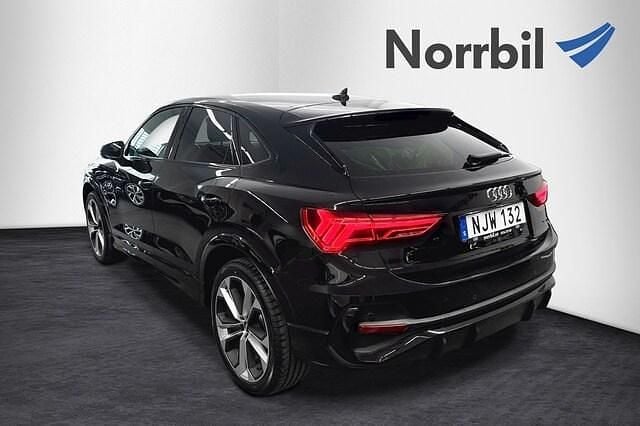 Begagnad Audi Q3 Sportback S-Line 191 HK (140 kW) 2020 Mytsvart metallic SUV