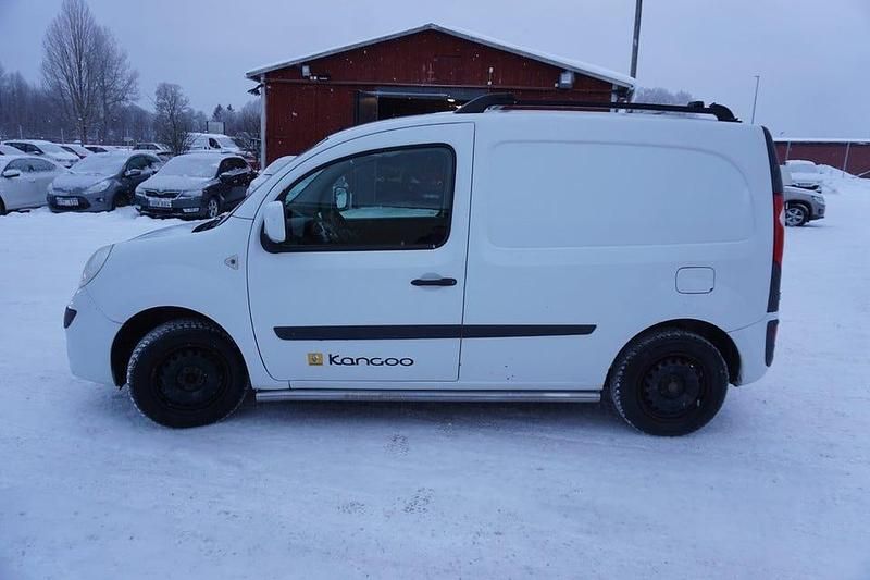 Begagnad Renault Kangoo 90 HK (66 kW) 2012 Vit Minibuss