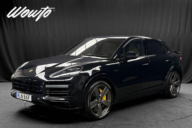 Svart Begagnad 2022 Porsche Cayenne Turbo S SUV | 1 395 800 kr - Bild 1/3