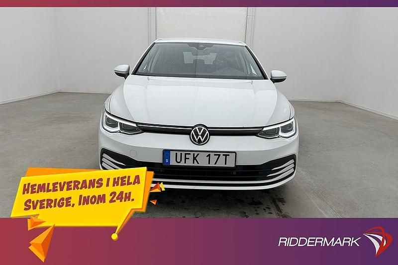 Begagnad VW Golf VIII 150 HK (110 kW) 2020 Vit Halvkombi
