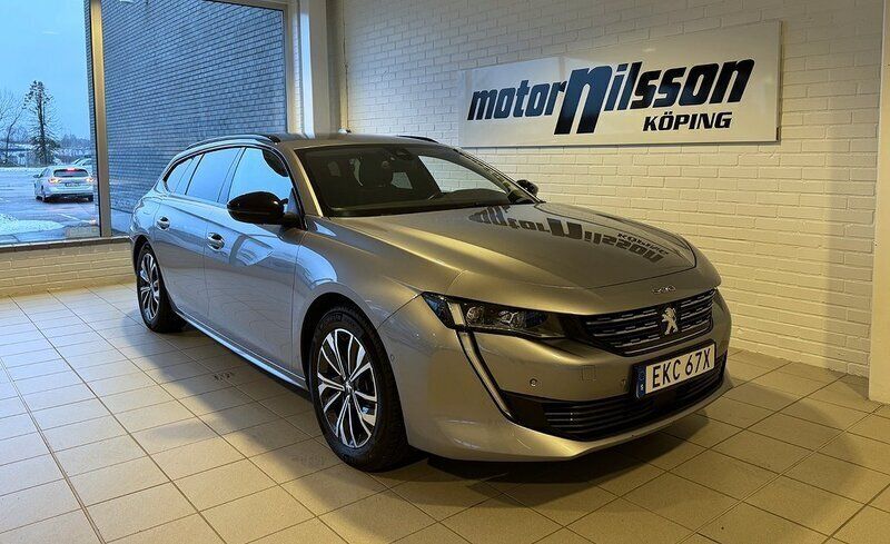 Grå Begagnad 2022 Peugeot 508 Allure Kombi | 268 500 kr (Marknadspris) - Bild 1/4