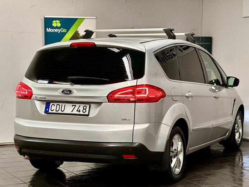 Begagnad Ford S-MAX S 164 HK (120 kW) 2010 Grå Minibuss