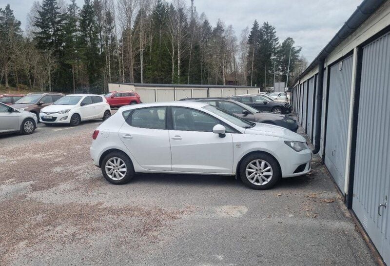 Vit Begagnad 2013 Seat Ibiza Style Halvkombi | 45 000 kr (Bra pris) - Bild 1/1