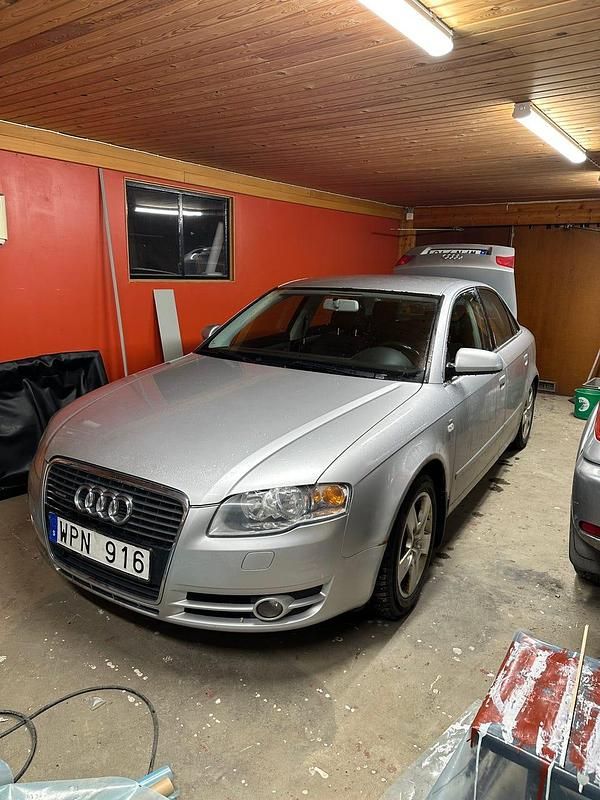 Begagnad 2005 Audi A4 Sedan | 26 000 kr (Lite dyr) - Bild 1/4