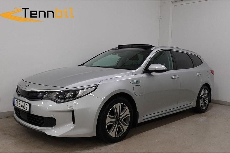 Grå Begagnad 2018 Kia Optima Hybrid Advance Sedan | 187 900 kr (Marknadspris) - Bild 1/4