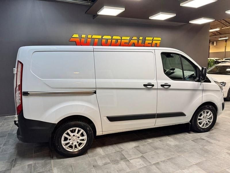 Begagnad Ford Transit Custom 131 HK (96 kW) 2017 Vit