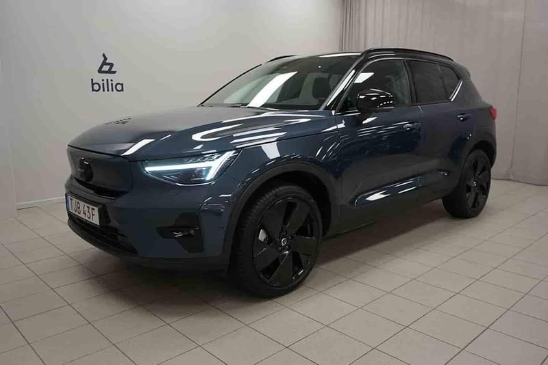Blå Begagnad 2026 Volvo EX40 Performance SUV | 589 900 kr (Marknadspris) - Bild 1/1