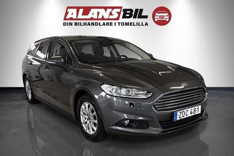 Grå Begagnad 2017 Ford Mondeo Trend Kombi | 129 000 kr (Marknadspris) - Bild 1/4