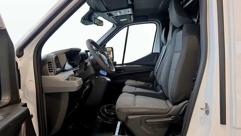 Begagnad Renault Master 105 kW (143 HK) 2024 Vit (white) Van