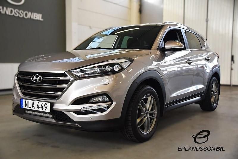 Ljusbrun Begagnad 2015 Hyundai Tucson SUV | 149 900 kr (Marknadspris) - Bild 1/4