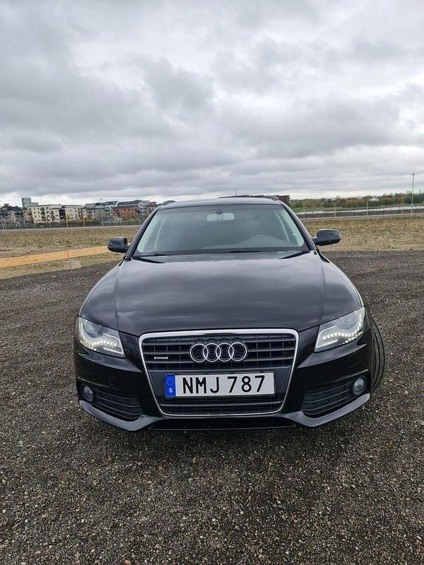 Svart Begagnad 2011 Audi A4 Proline Kombi | 118 000 kr (Marknadspris) - Bild 1/4