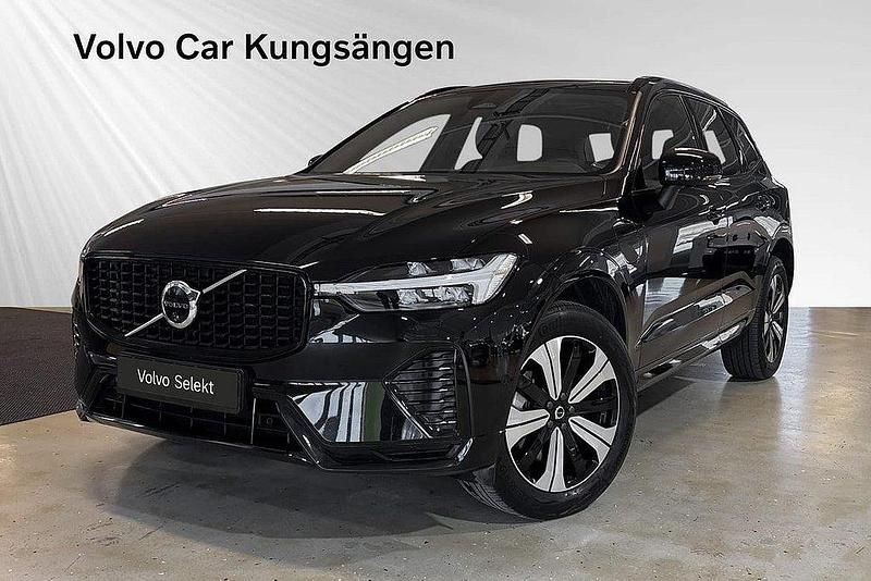 Svart Begagnad 2024 Volvo XC60 Plus SUV | 549 900 kr (Marknadspris) - Bild 1/3