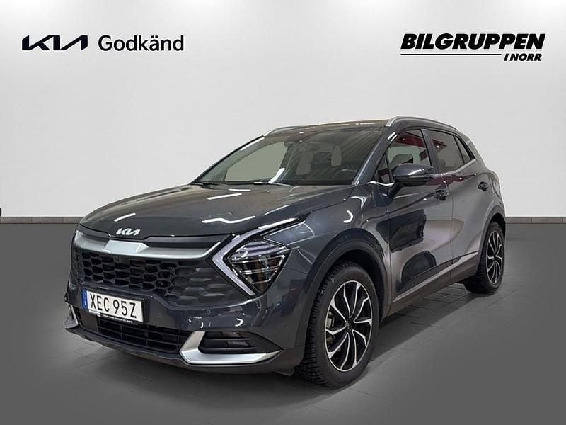 Grå Begagnad 2024 Kia Sportage Advance SUV | 449 900 kr (Lite dyr) - Bild 1/4